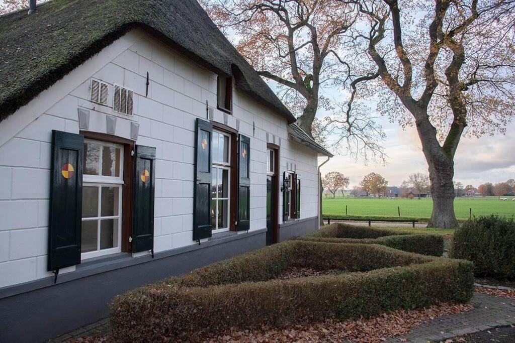 Herberg De Pas Haarle Exterior photo